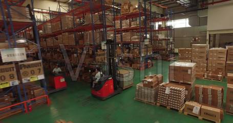 倉庫貨運航拍運輸產(chǎn)品包裝_4096X2160_高清視頻素材下載(編號:1870521)_實拍視頻